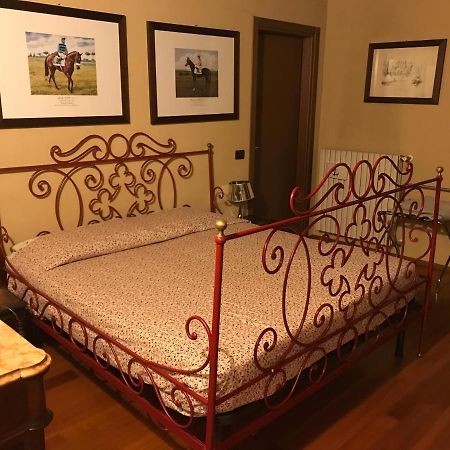B&B Il Castelletto Pinerolo Esterno foto
